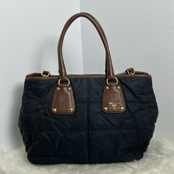 Elegant Brown Leather Women's Bag - Picture 17 of 17